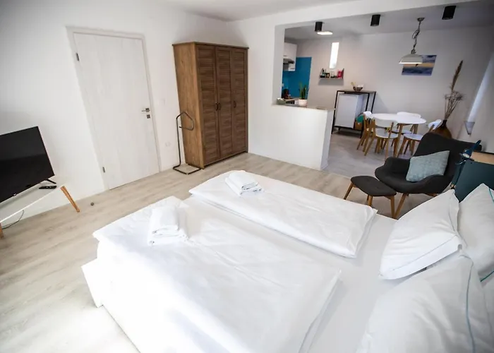 Aloha Apartments