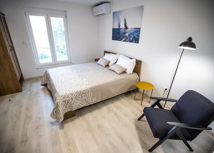 Aloha Apartments