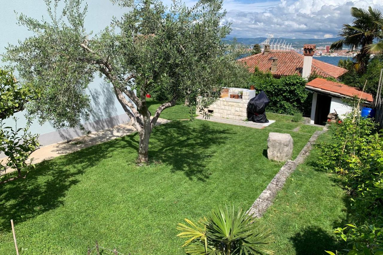 Apartment Aloha Koper